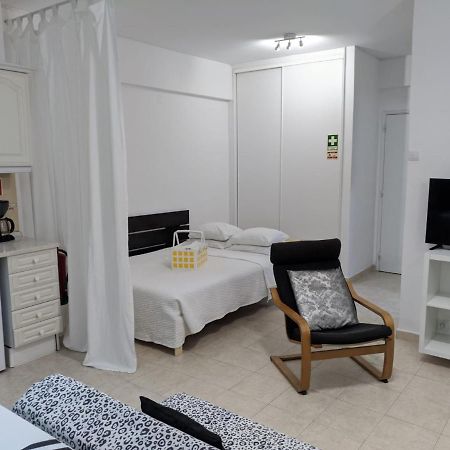 In Bed With Lisbon 15E Apartment Amadora Luaran gambar